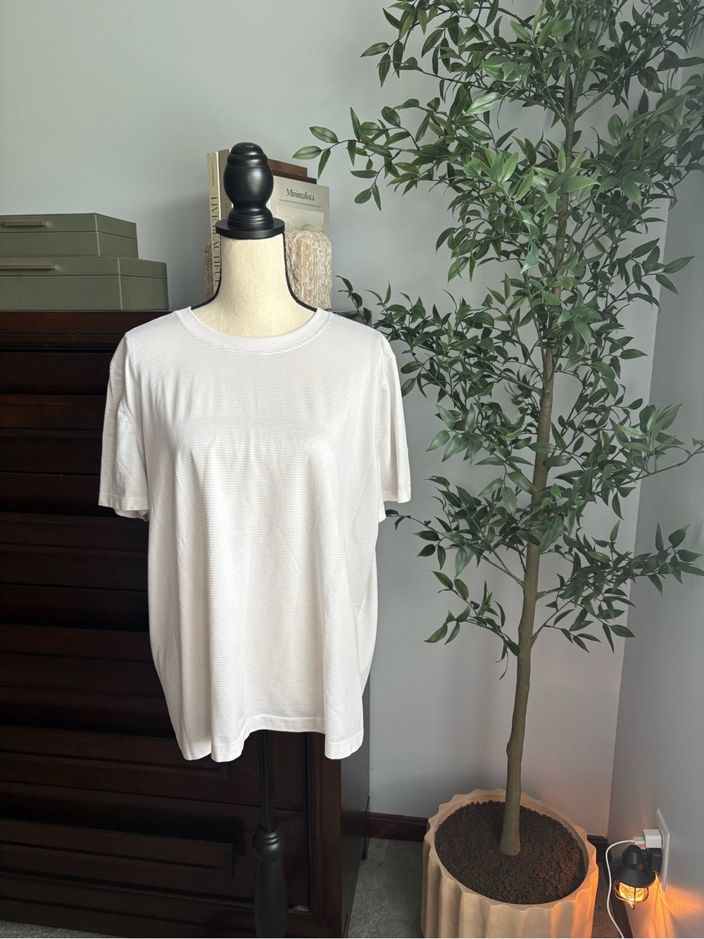 Lululemon swifity tshirt